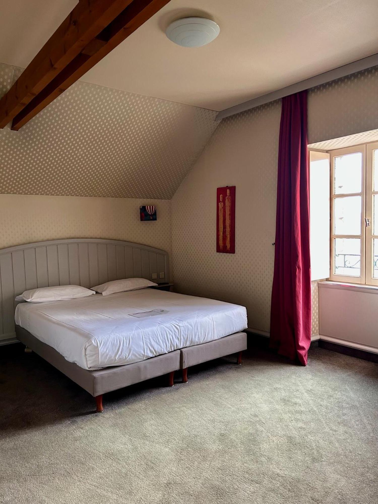 Cit'Hotel Le Challonge Dinan Exterior foto